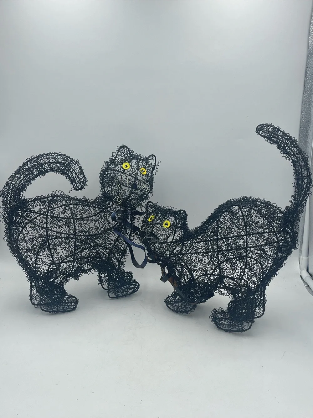 2 Primitive Black Wire Scaredy Cats: Handcrafted Gothic Halloween Folk Art Decor